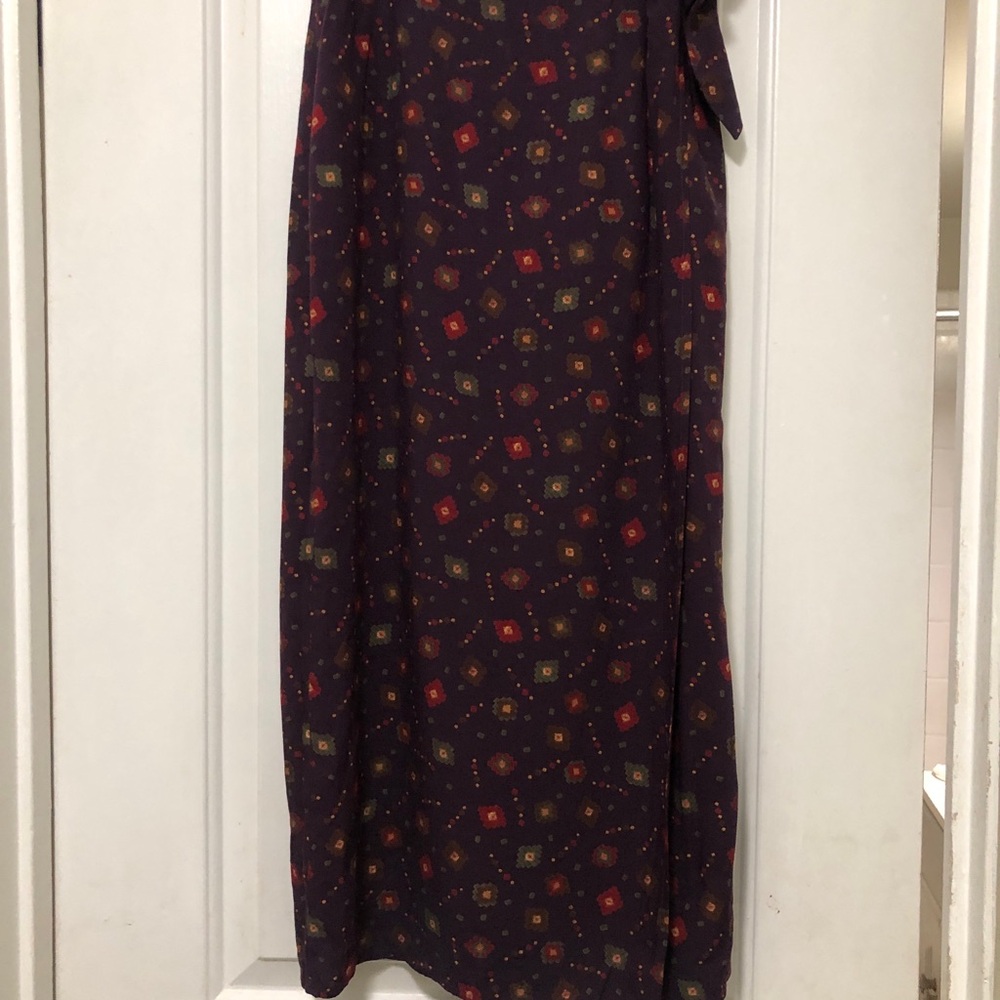 Floral Tie-Waist Maxi Skirt in Plum size M - Picture 2 of 8